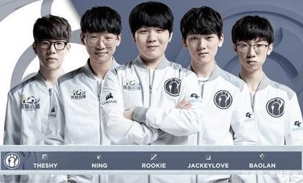 他和家人的 他和家人的