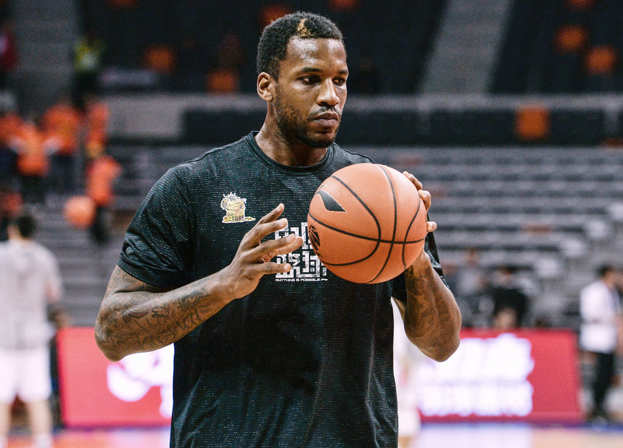 对抗训练不 对抗训练不