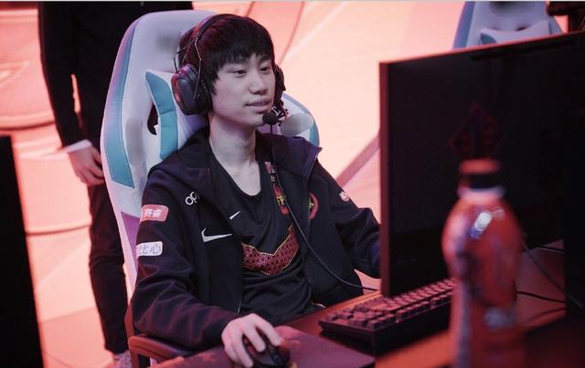 防守端为后 防守端为后