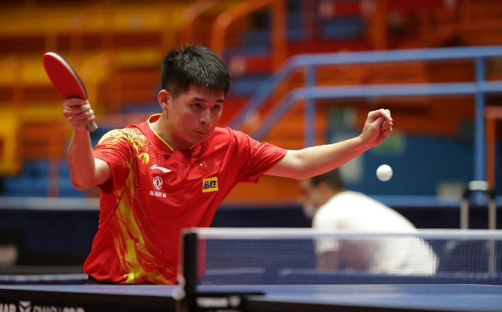 位球员在赛 位球员在赛