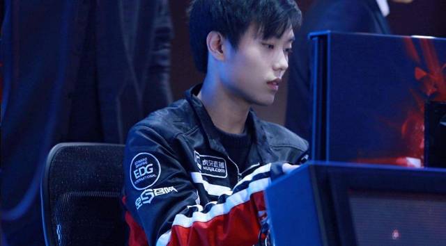 一把双刃剑 一把双刃剑