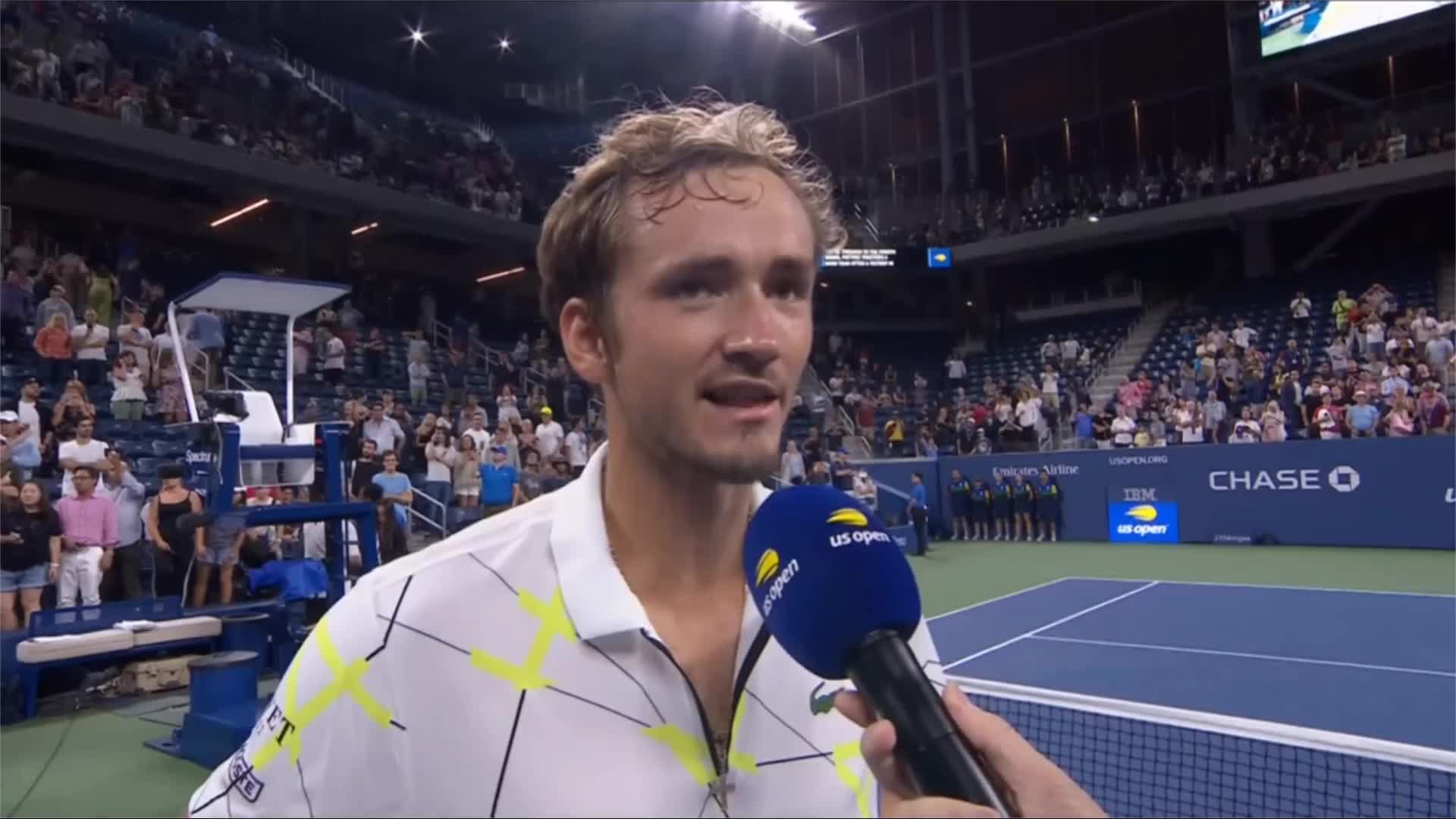 中表现惊人 中表现惊人