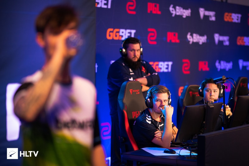 丹诺维奇等 丹诺维奇等